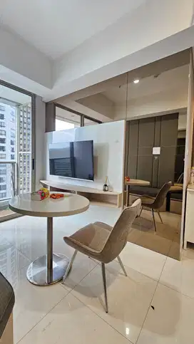 Di sewakan apartemen taman anggrek residences