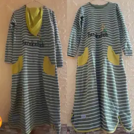 Set gamis anak tanggung bekas layak pakai