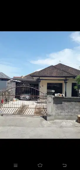 Rumah dekat jalan utama jalan pulau obi singaraja