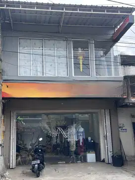 Ruko tingkat kompleks kampus UNSOED Purwokerto