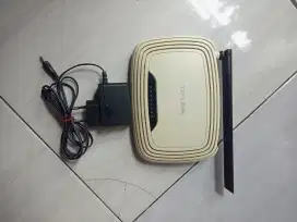 Router TP LINK WR740N150Mbps Wireless N Router Bekas