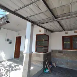 DIJUAL RUMAH 700 juta saja