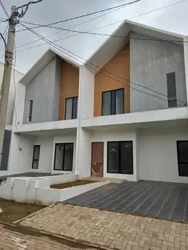 Dijual Rumah Baru Di Lokasi Strategis di Metro residence Cibinong