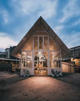 Cafe Aktif Di Turangga Plus Perlengkapannya
