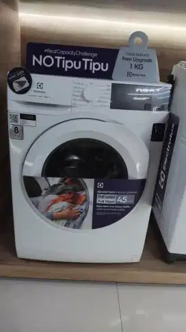 ELECTROLUX MESIN CUCI EWF8024D3WC