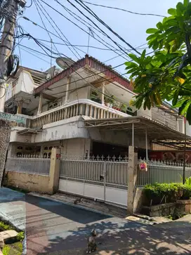 Jual Rumah 3 Lantai daerah Petojo Jakarta pusat