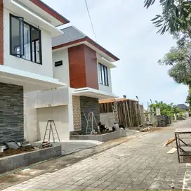Rumah Baru Lantai 2 dengan Kolam Renang di Imam Bonjol  Denpasar