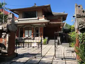 Disewakan Bangunan komersil Renon, Denpasar