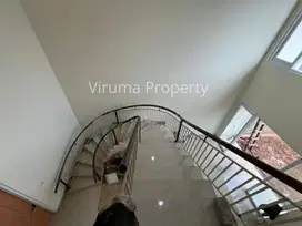 VTH0105 - Rumah, Modernland, Boulevard 2 Jalur, Rapi & Siap Huni !