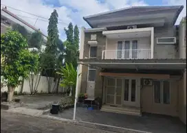 Sale rumah one gate security fas pool sesetan dkt by pass tol benoa