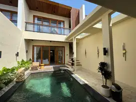 dijual villa lantai 2 lokasi buduk