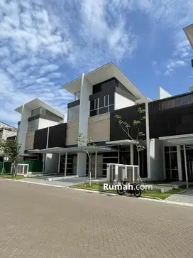 RUMAH DIJUAL PIK UKURAN 10X30 CATALYA GOLF ISLAND 3 LANTAI MURAH