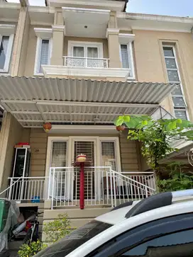 DIJUAL  RUMAH CLUSTER  ELISTA  PARAMOUNT SERPONG LOKASI STRATEGIS