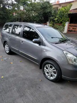 Nissan Grand livina 2011 Matic