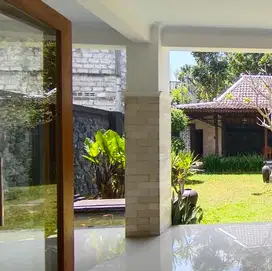 rumah villa mewah harga Nego area kasihan bantul jogja