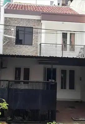RUMAH SIAP HUNI DI KELAPA GADING KOPYOR BARAT JAKARTA UTARA