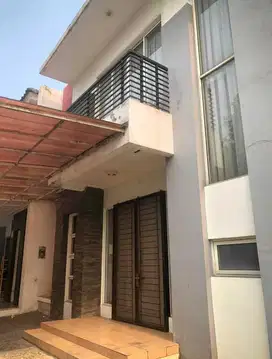 Rumah di Jual, Super Murah Banget. Di Perum. Residence One - BSD City.