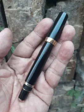 Antik hanya jual spareparts bagian bawah tutup rusak montblanc boheme