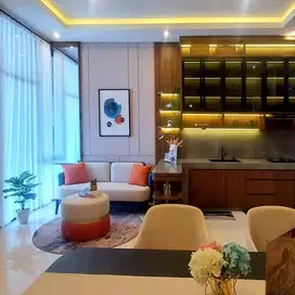 Rumah tengah Kota Raya Dukuh Kupang  dkt  Mayjen Sungkono Darmo