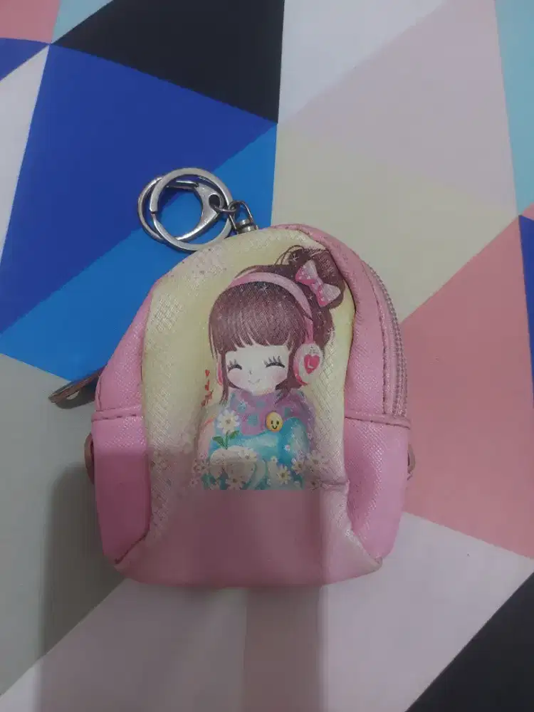 Dompet gantungan kunci