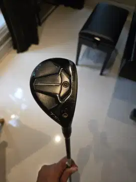 Hybrid 4 Titleist TSR2