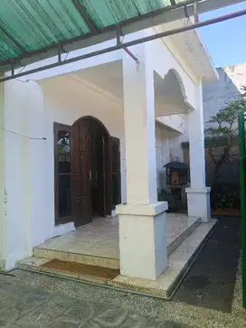 Disewakan rumah area Renon