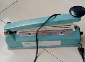 Dijual mesin press plastik sealer