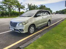 Toyota Innova 2.5 G Diesel Automatic