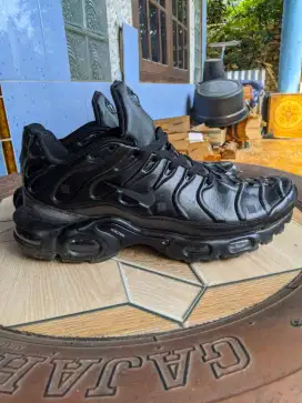 Sepatu Nike tn hrga d bawah 1jt