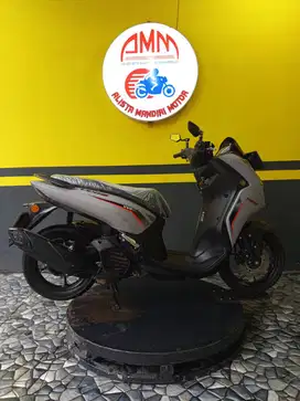 KREDIT DP 1JT YAMAHA LEXI LX 155 KM LOW BODY MULUS SIAP PAKAI