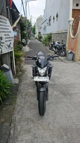 Honda cb 150 street fire 2017