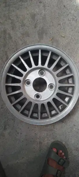 Jual velg 4 buah