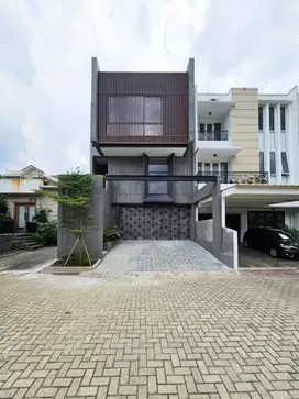 Rumah Dijual Lebak Bulus, Cilandak. Komplek, Unit Baru - Dkt Mayapada