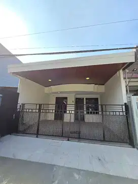 Dijual Rumah Babatan Pantai Baru Renov