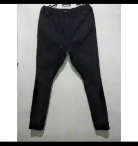 Celana Panjang DIVIDED H&M Size 28 ( LIKE NEW )