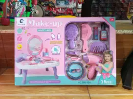 Mainan anak make up