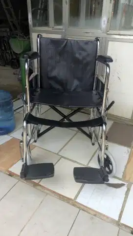 KURSI RODA JUARA BARU