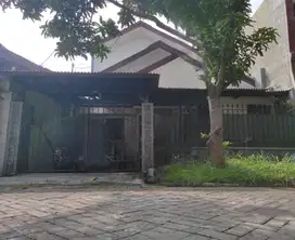 RUMAH DEKAT MERR HARGA TERJANGKAU,SIAP HUNI