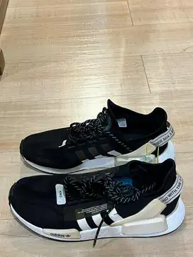 NMD R2 V2 Black and White