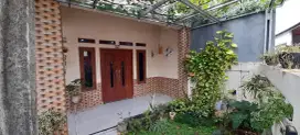Disewakan Rumah Semi Furnished