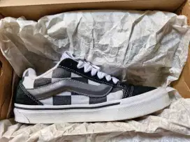 Preloved Sepatu Vans Knu Skool Big Checkerboard size 39 100%original