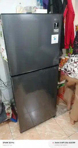 kulkas aqua 2pintu