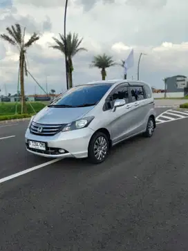 Honda Freed 2011 Bensin