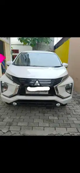 Mobil Xpander Type Gls m/t thn 2017