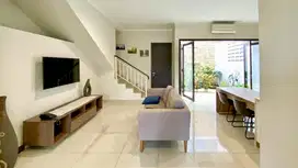 Dijual Rumah Semi Furnished Discovery Bintaro Jaya #233337