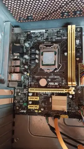 Motherboard ASuS H81 + i3 4170 + plate