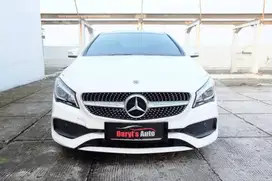 Mercedes Benz CLA 200 Sport 1.6 AMG Panoramic sunroof
