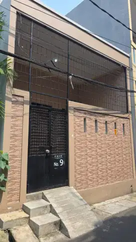 DISEWAKAN RUMAH 1 LANTAI AMPERA, PADEMANGAN BARAT, JAKARTA UTARA