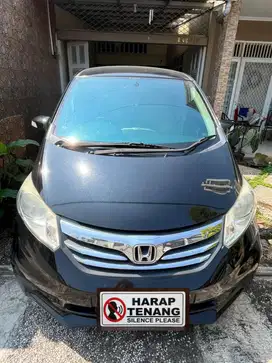 Honda Freed S 2013