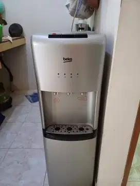 Dispenser Beko Galon Bawah
